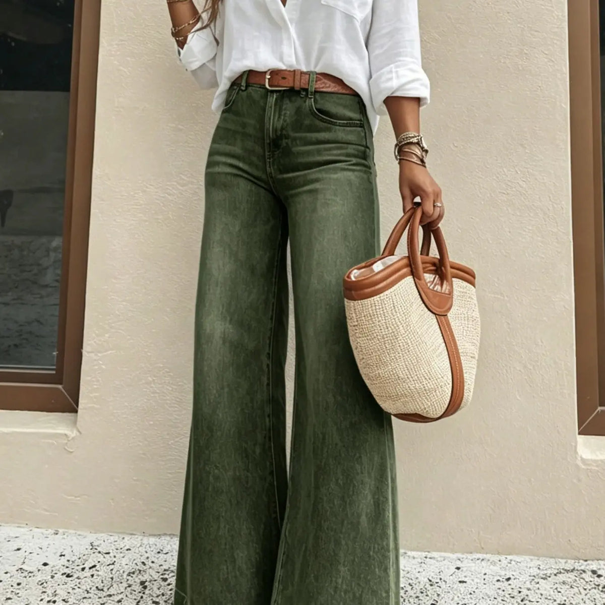 High-Waist Relaxed Jeans with Slight Stretch - original gallery 5