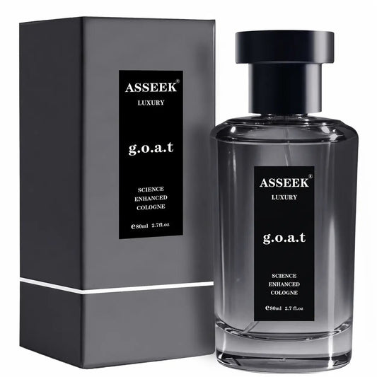 Unleash Magnetism with Midnight Marine EDP Spray
