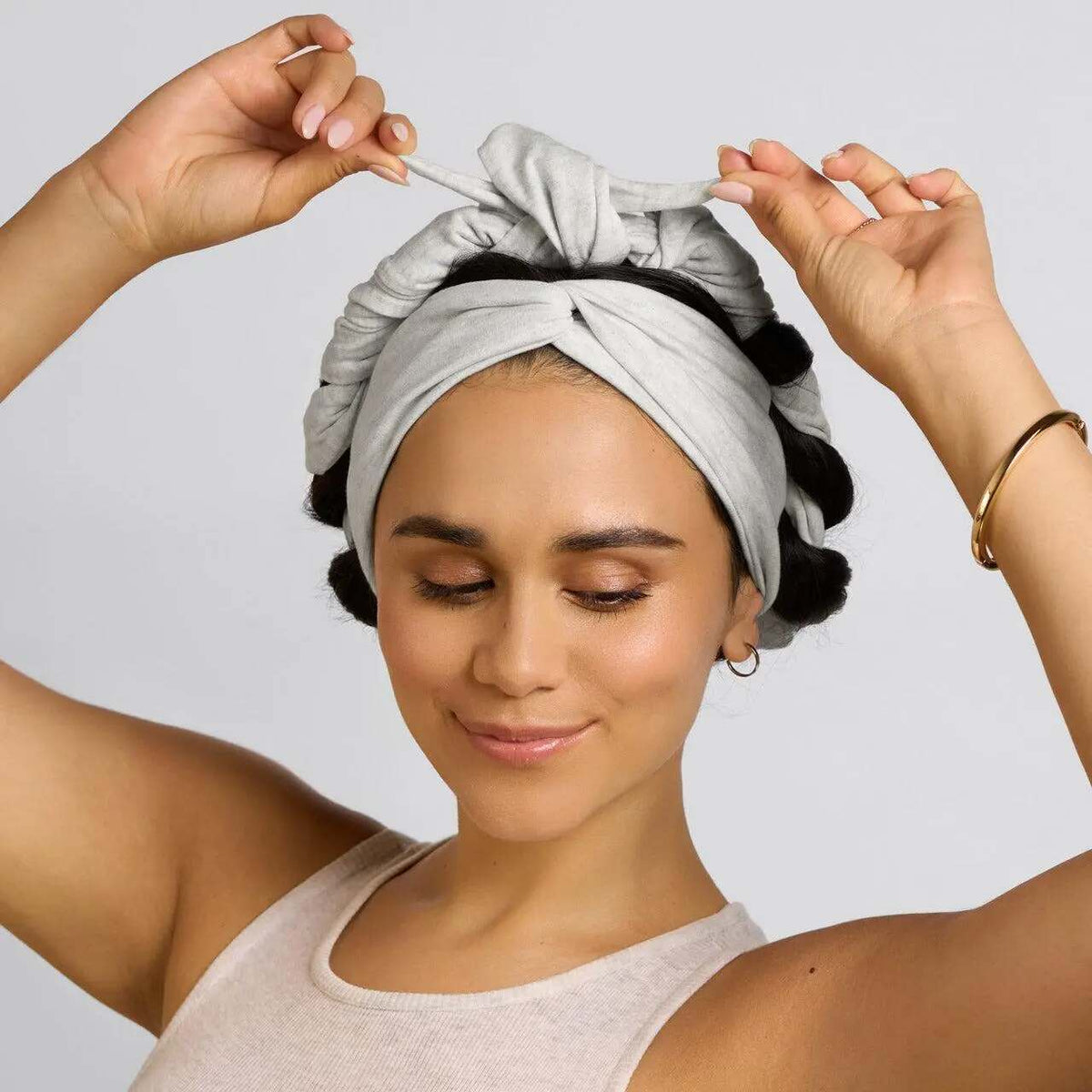 [BUY 1 GET 1 FREE] 2-in-1 Active Heatless Hair Curler & Workout Headband