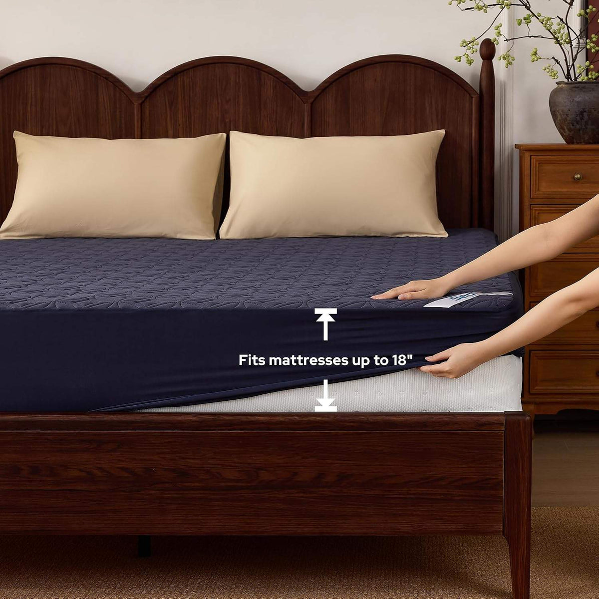 CloudGuard Waterproof Mattress Protector – Soft Deep Pocket Queen Cover