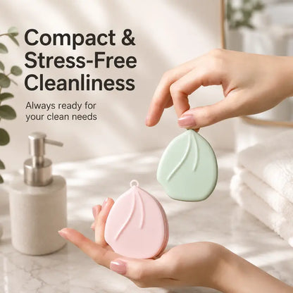 Peach-Shaped Two-Layer Travel Soap Case — detail view 1